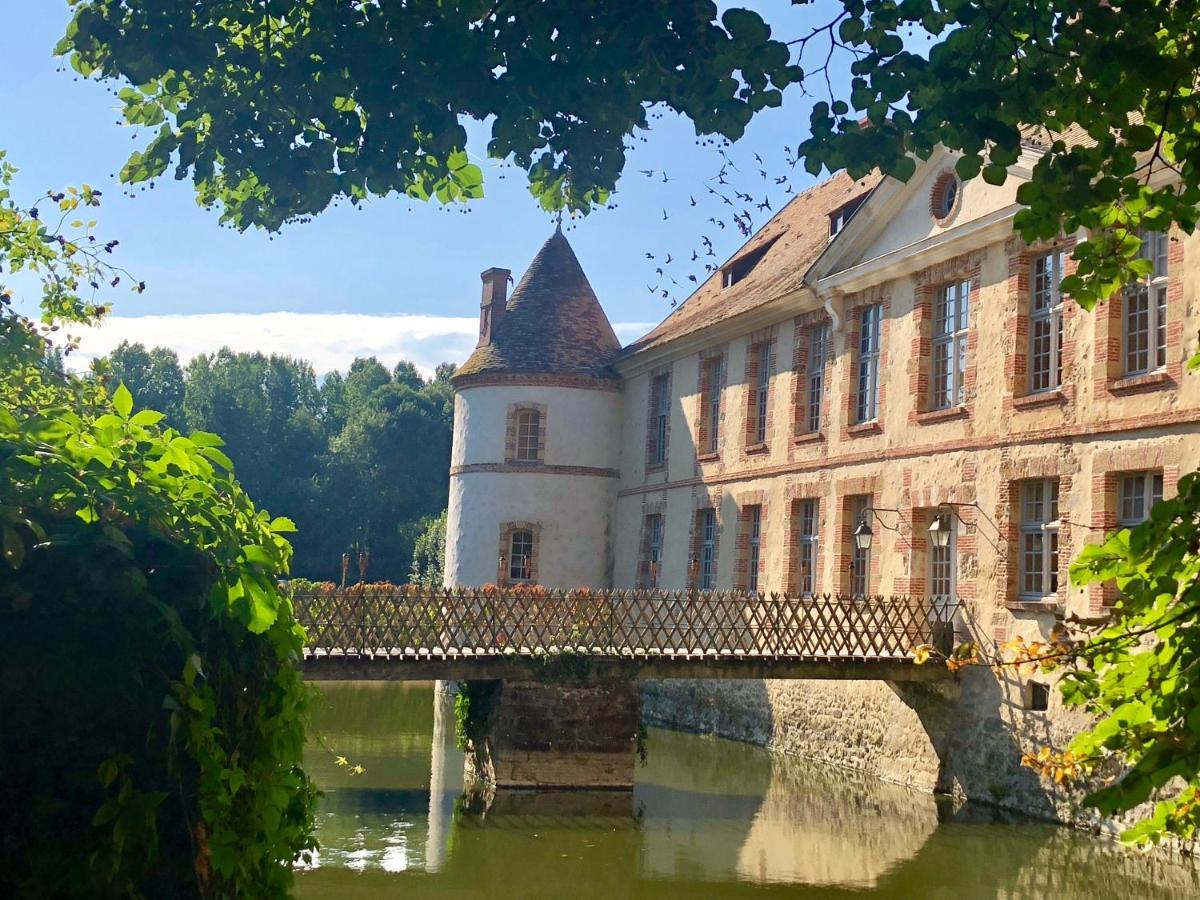 Chateau De La Cour Senlisse 外观 照片